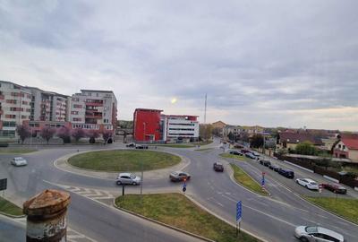 Apartament cu 3 camere decomandat în Moșnița Veche - 1