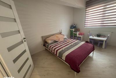 Apartament cu 3 camere, mobilat în Sud - 1