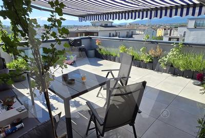 Apartament cu 3 camere semidecomandat, mobilat în Turnișor