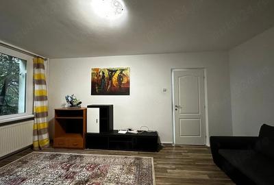 Apartament cu 2 camere decomandat în Tătărași - 2