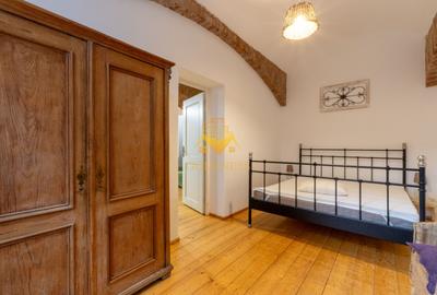 Apartament cu 2 camere semidecomandat, mobilat în Ultracentral