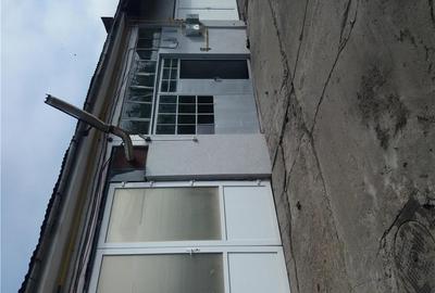 Spațiu comercial, de 80 mp, în Central - 2