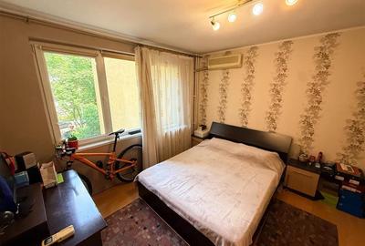 Apartament cu 3 camere decomandat în Obor - 4