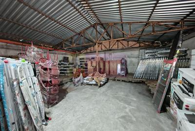 Spațiu industrial, de 585 mp, în Afumați