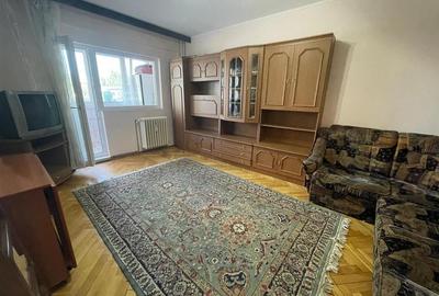 Apartament cu 2 camere decomandat, mobilat în Alexandru cel Bun