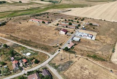 Teren Construcții intravilan de 90000 mp, în Bărăteaz - 18