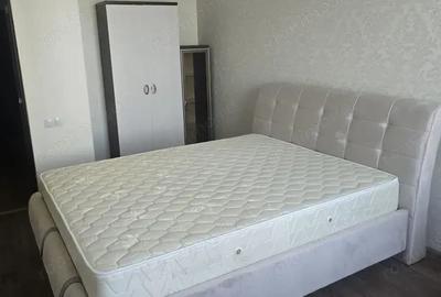 Garsonieră decomandată în Gorjului