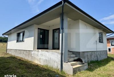 Casă cu 4 camere cu Teren 528 Mp în Corunca