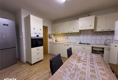Casă cu 4 camere cu Teren 263 Mp în Central