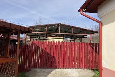 Casă cu 4 camere în Curtea de Argeș