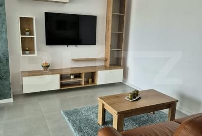 Apartament cu 2 camere decomandat, mobilat în Central