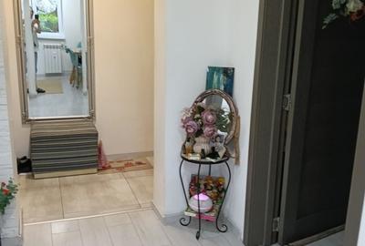 Apartament cu 3 camere decomandat în Exterior Vest - 2