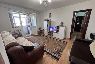 Apartament cu 3 camere semidecomandat în Rovine - 7