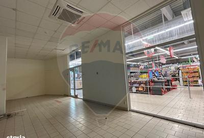 Spațiu comercial, de 58 mp, în Posta - 10