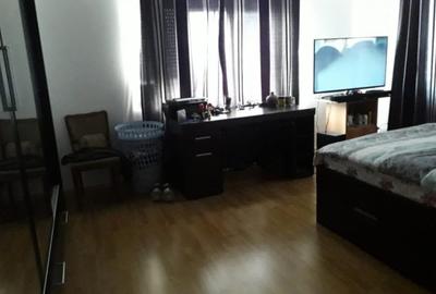 Casă cu 5 camere cu Teren 4200 Mp în Central - 6