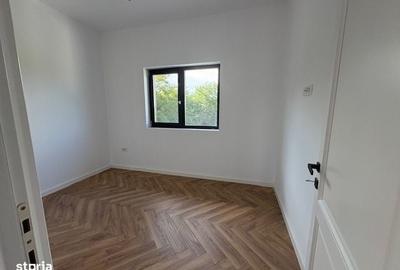 Casă cu 4 camere în Bârnova