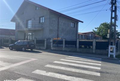 Casă cu 4 camere în Golești