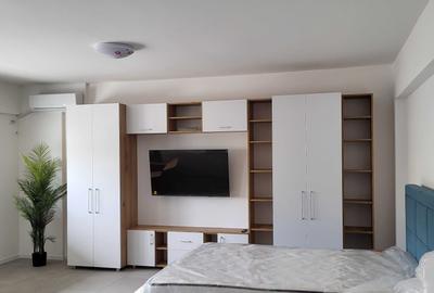 Garsonieră decomandată în Calea București