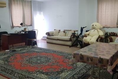Vila 4 camere de inchiriat