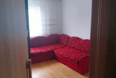 Ofer spre inchiriere garsoniera - 1