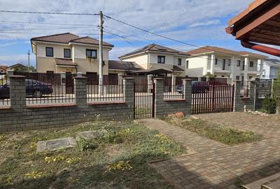 Dumbravita , aproape de stadion , scoala , Primarie !!! - 18