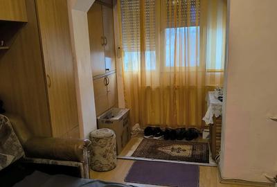 Apartament cu 2 camere nedecomandat în Rogerius