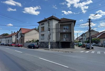 Casă de vânzare în Lugoj - Strada Grozăvescu - 2