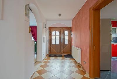 Casa spatioasa, eficienta energetic, ideala pentru familii cu copii! - 15