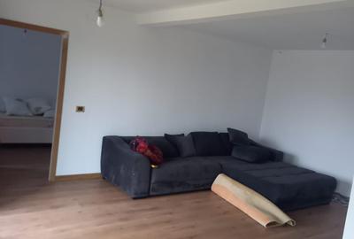 Casă cu 3 camere în Dascălu - 1