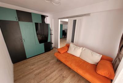 Apartament cu 3 camere semidecomandat în Central - 2