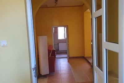 Casă cu 3 camere cu Canalizare în Floreasca - 9