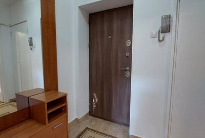 Titan metrou 10 minute mers, Potcoava, foarte curat, 1/4, Intr Badeni - 14