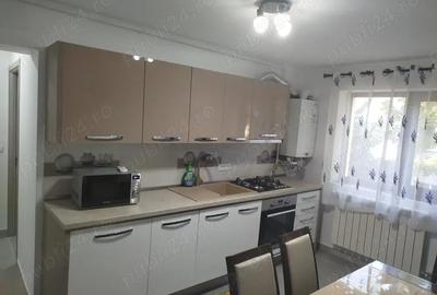 Apartament cu 3 camere în Tineretului - 9