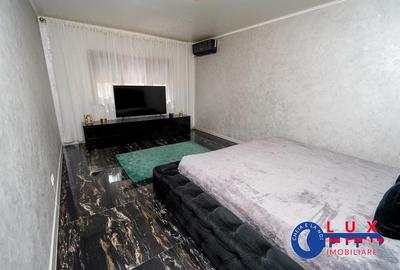 Apartament cu 2 camere decomandat în E3 - 4
