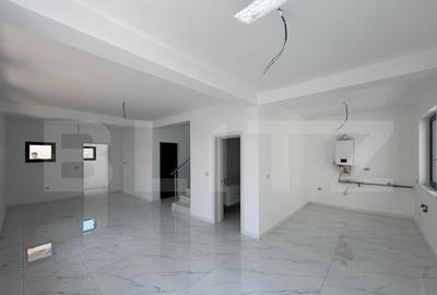 Casă cu 4 camere cu Teren 240 Mp în Central