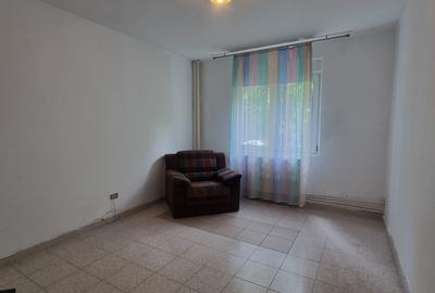 Ocazie | 4 camere Lacul Tei  | Centrala proprie - 4