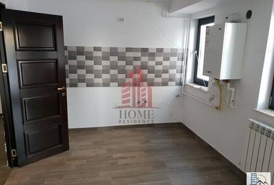 Garsonieră decomandată în Titan