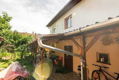Casă individuală cu 4 camere în Central