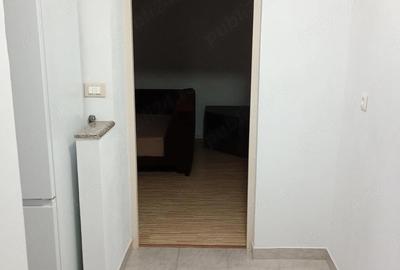 Garsonieră decomandată în Central - 7