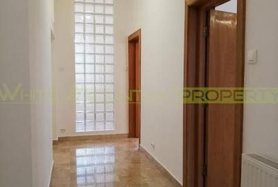 Apartament cu 4 camere în Băneasa - 15