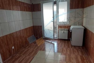 Piata Sudului-Apartament 4 Camere, 1981, SPATIOS ,Liber - 5