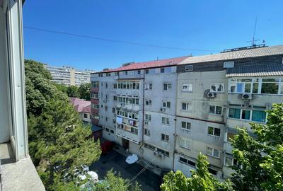 Apartament cu 2 camere decomandat, mobilat în Tătărași