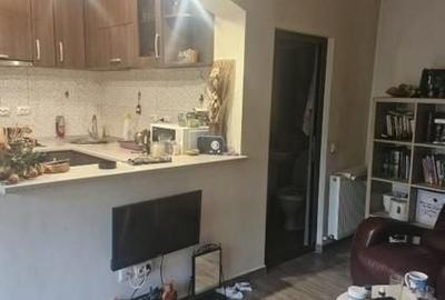Apartament cu 3 camere semidecomandat, mobilat în Sebastian - 9