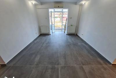 Spațiu comercial, de 40 mp, în Astra