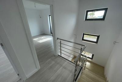 Casa individuala de vanzare, toate utilitatile, 4 camere, mansarda - 6