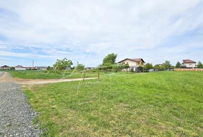 Teren intravilan in zona rezidentiala, la 1 km de A0 si A1 - 13