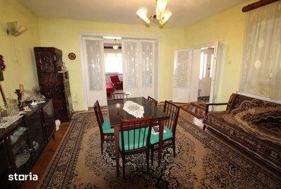 Casă cu 2 camere cu Teren 1058 Mp în Central - 6