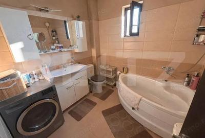 Apartament cu 3 camere decomandat în Ultracentral - 3