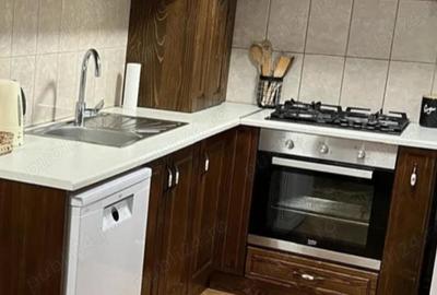 Casă cu 5 camere în Racădău, cod 8120 - 8