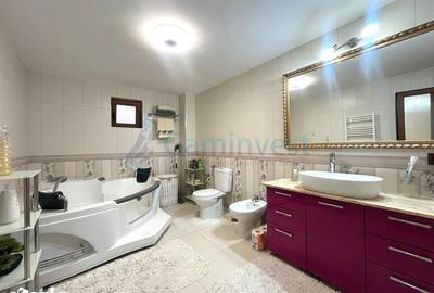 Casă cu 5 camere cu Teren 300 Mp în Sânmartin - 2